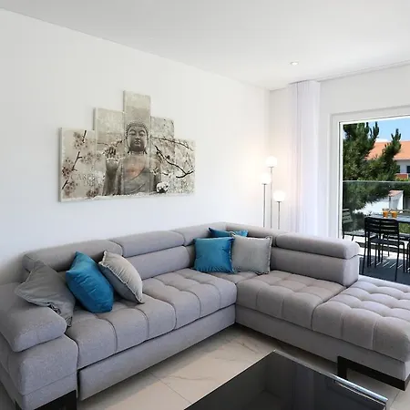 T1-terrace-sea View شقة *