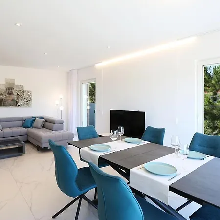 شقة T1-terrace-sea View نازاريه