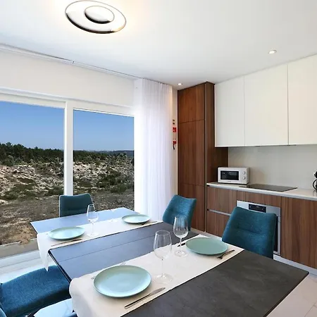 Apartment T1-terrace-sea View